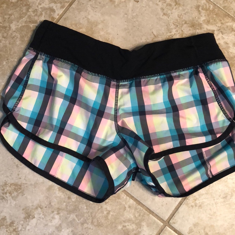 Lululemon speed shorts size 6